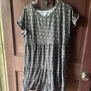 True Craft Gray Flutter Sleeve Sundress